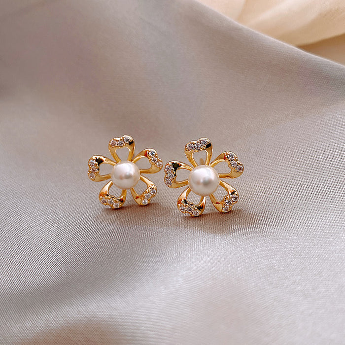 Pearl Petal Earrings Women Fashion Small