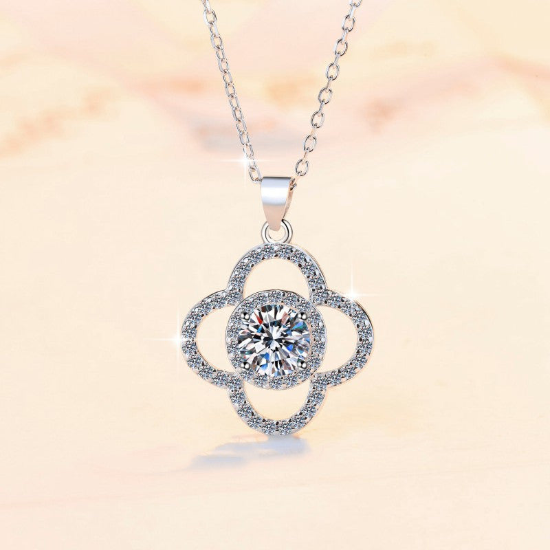 Women's Fashion Sterling Silver Moissanite Pendant Necklace